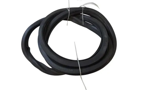 Volkswagen Jetta V Front door rubber seal 1K5867911