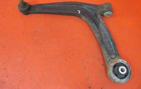 Fiat 500 Front control arm 50710291
