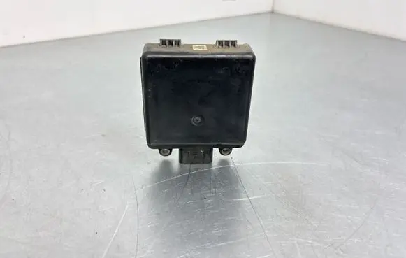 Jeep Grand Cherokee Blind spot module 68137930AG
