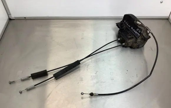 Nissan Murano Z50 Rear door lock 