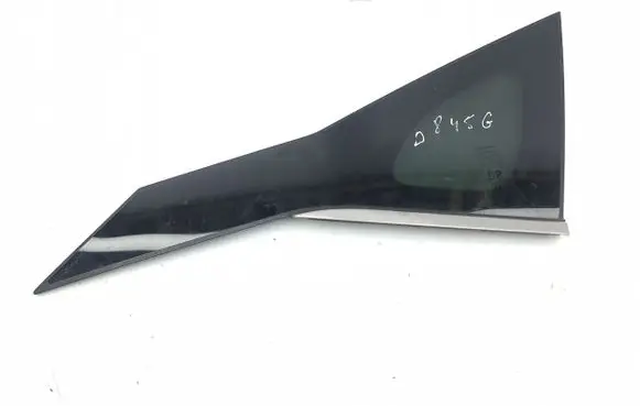 Nissan Qashqai J12 Rear side window