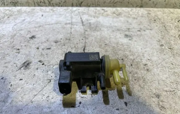Volkswagen PASSAT B7 Turbo solenoid valve 1K0906627B 39867 4011464A