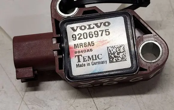 Volvo V50 Airbag deployment crash/impact sensor 9206975