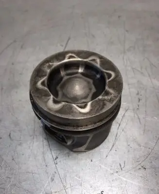 Volkswagen Crafter Piston 81L97A12
