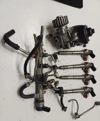 Volkswagen PASSAT B8 Fuel injection system set 0445110469 04L130277AC 0445010537