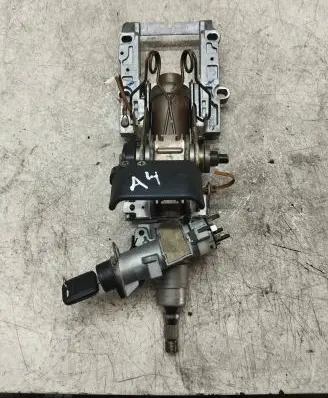 Audi A4 S4 B5 8D Steering wheel axle P100822