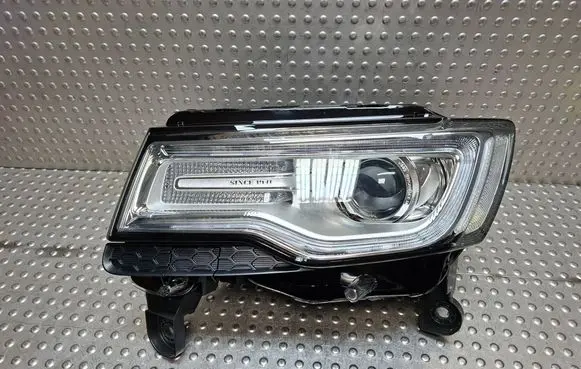 Jeep Grand Cherokee Headlight/headlamp 68144709AE