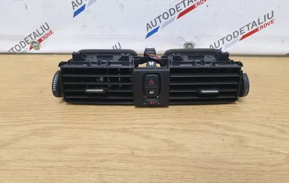 BMW 3 F30 F35 F31 Dash center air vent grill 9218552