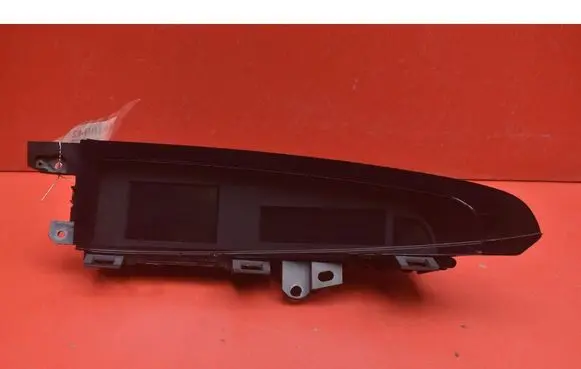 Mazda 3 II Radio/CD/DVD/GPS head unit BHB6611J0
