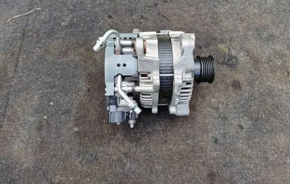 BMW 4 G22 G23 G24 G26 Generator/alternator 8490540 101022 A1S03M0