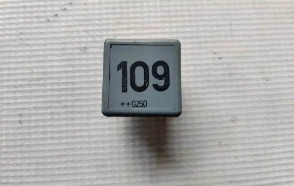 Volkswagen Transporter - Caravelle T4 Other relay 1j0906381a