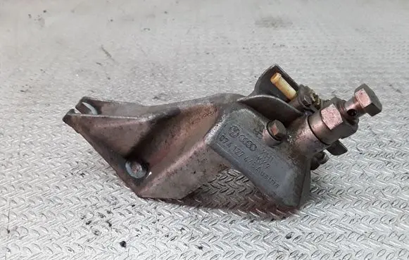 Audi A6 S6 C4 4A Fuel filter bracket/mount holder 074127445