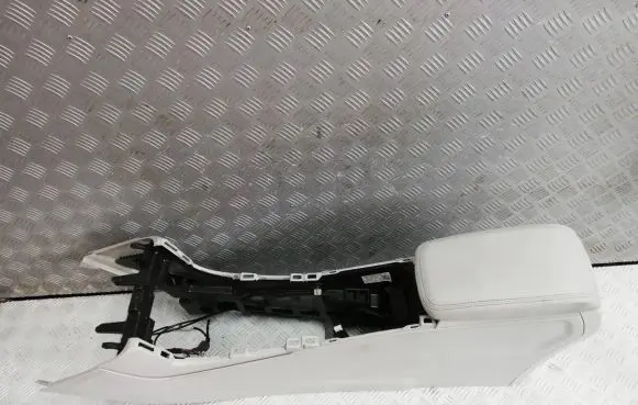 Mercedes-Benz B W246 W242 Armrest