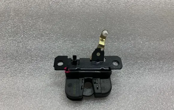 Porsche Cayenne (9PA) Tailgate/trunk/boot lock/catch/latch 7L5827505B