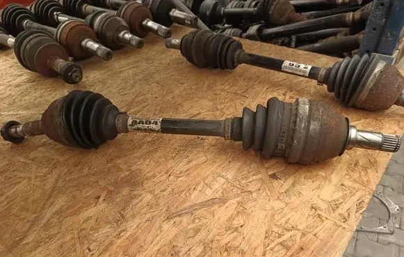 Opel Astra J Front driveshaft 13321103