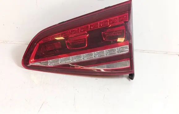 Volkswagen Golf VII Tailgate rear/tail lights 5G0945308F