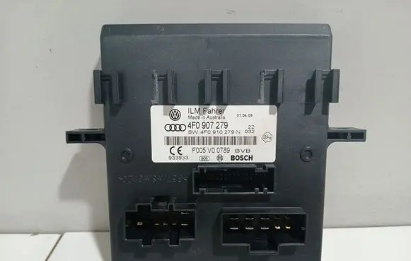 Audi A6 S6 C6 4F Comfort/convenience module 4F0907279