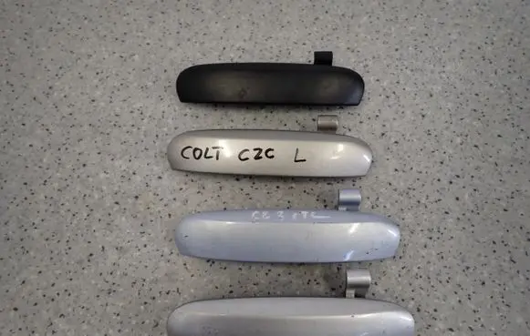 Mitsubishi Colt Tailgate/trunk/boot exterior handle 