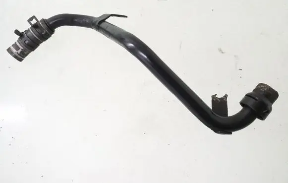 Volkswagen PASSAT B5.5 Engine coolant pipe/hose