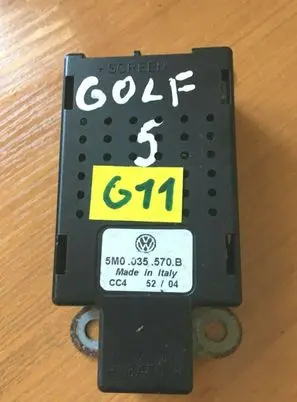 Volkswagen Golf V Aerial antenna amplifier 5M0035570B 7617310031