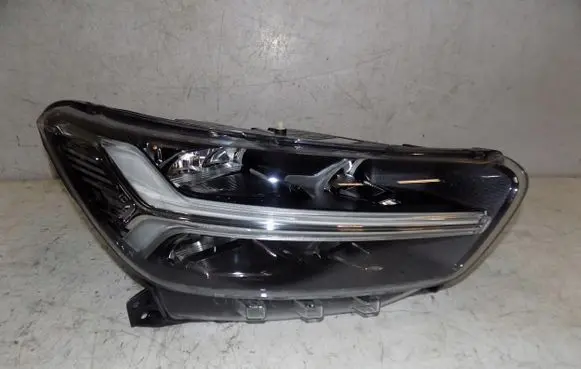 Volvo XC40 Headlight/headlamp