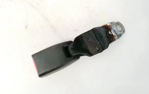 Mazda 2 Middle seatbelt buckle (rear) 