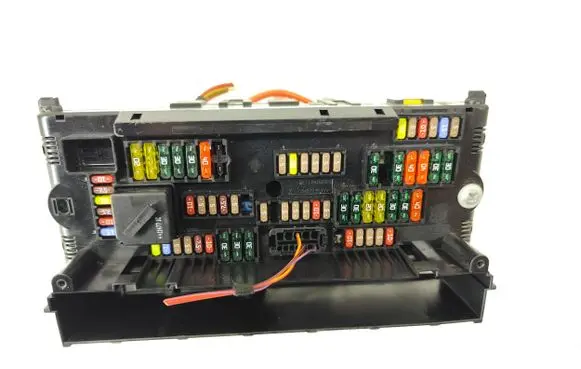 BMW 5 F10 F11 Fuse module 9252815