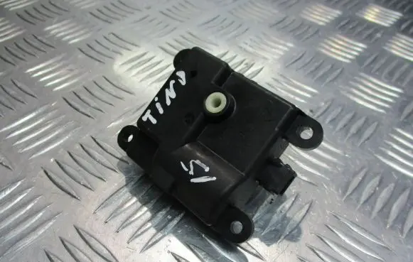 Nissan Almera Tino Central body control module 2K00130840