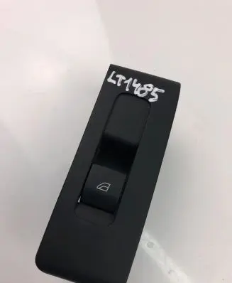Volvo XC40 Electric window control switch 31456060
