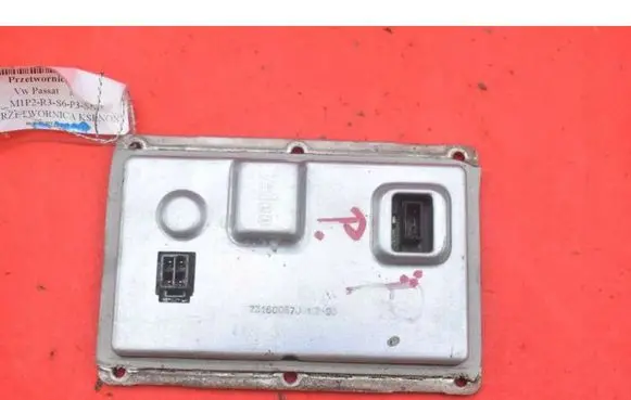 Volkswagen PASSAT B6 Voltage converter/converter module 3D0907391B