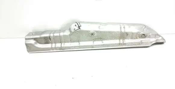 BMW 3 E90 E91 Heat shield in engine bay 8511809