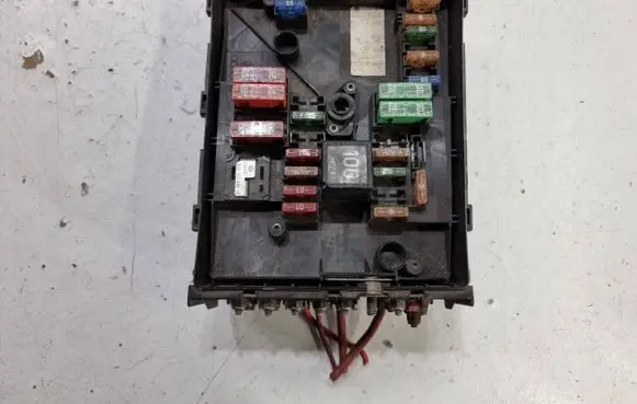 Skoda Octavia Mk2 (1Z) Fuse module 1K0937125A