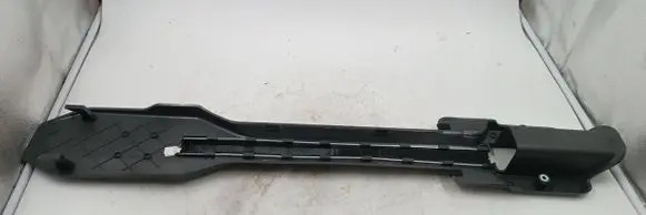 Opel Zafira B Rear seat rail trim cover 13220081 11E00210 022225228