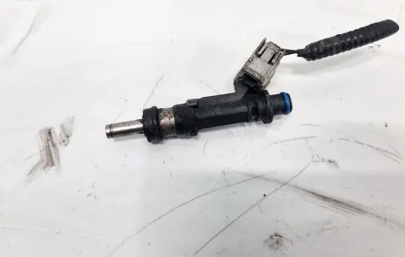 Fuel injector