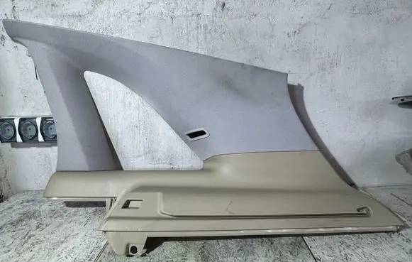 Mercedes-Benz B W245 (C) pillar trim A1696900453 1696900453