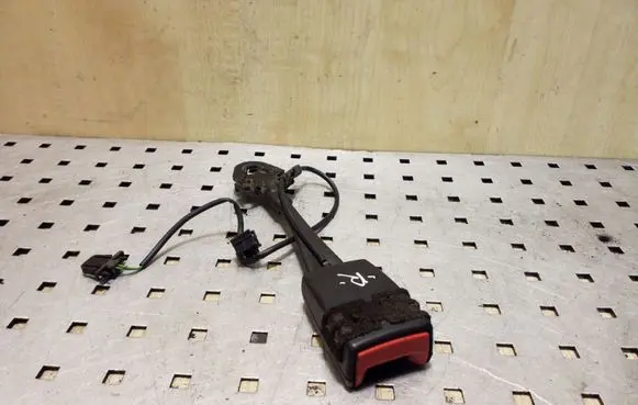 Audi A4 S4 B8 8K Front seatbelt buckle 8K0857755D