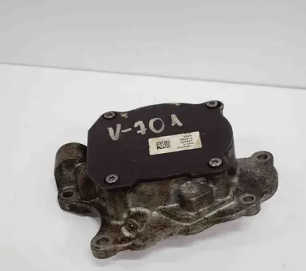 Volkswagen PASSAT B7 Vacuum pump 03L145207