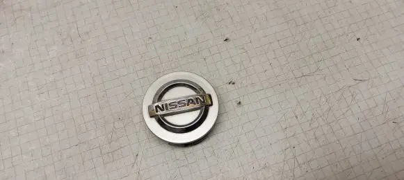 Nissan Primera Original wheel cap 40342AV610