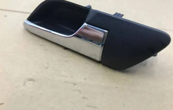 Opel Tigra B Front door interior handle 60868403