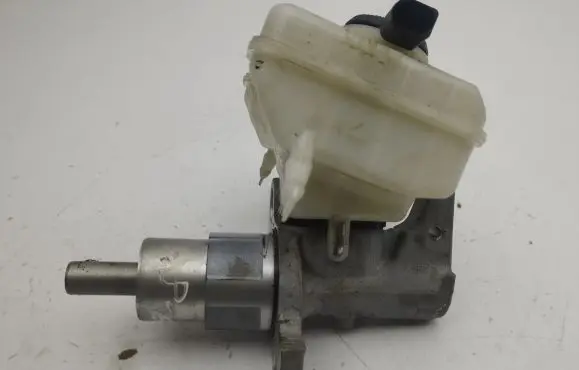 Audi A7 S7 4G Master brake cylinder 8K0611301C