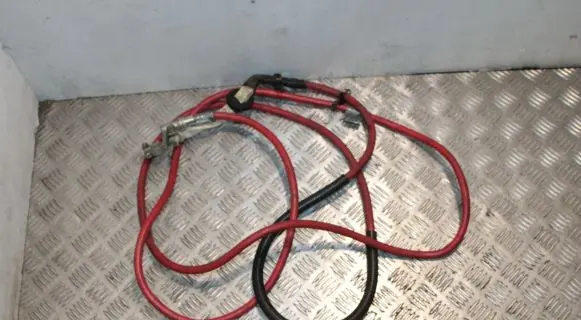 BMW 5 E39 Positive cable (battery) 1436885