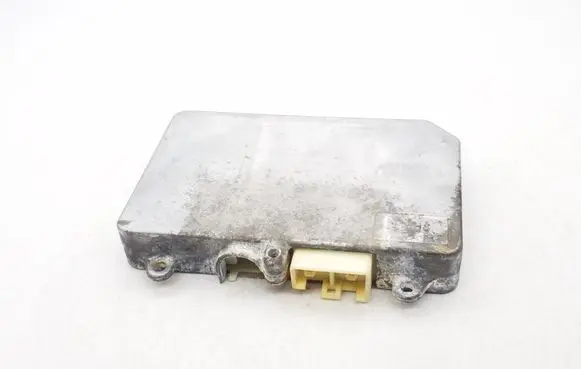 Land Rover Discovery 3 - LR3 Headlight ballast module Xenon 3900016488 0311000250