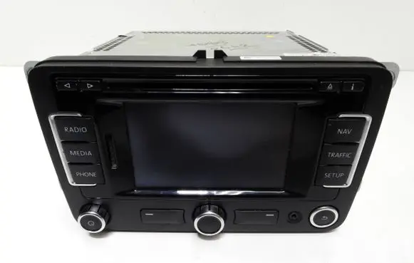 Seat Leon (1P) Radio/CD/DVD/GPS head unit 5P0035191J SEZAZ2M9195976