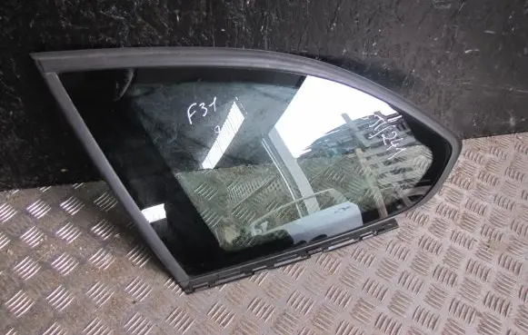 BMW 3 F30 F35 F31 Rear vent window glass STI241