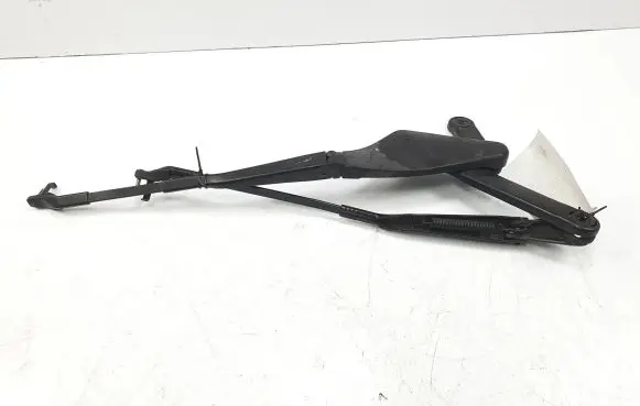 Mercedes-Benz S W220 Front wiper blade arm A2208201744