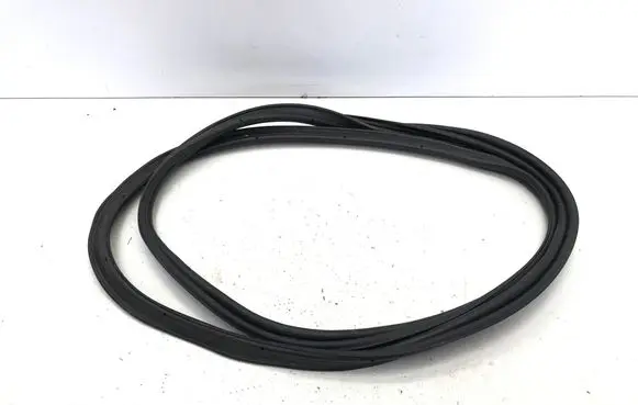 Peugeot 3008 III Trunk rubber seal (body) 9839886680