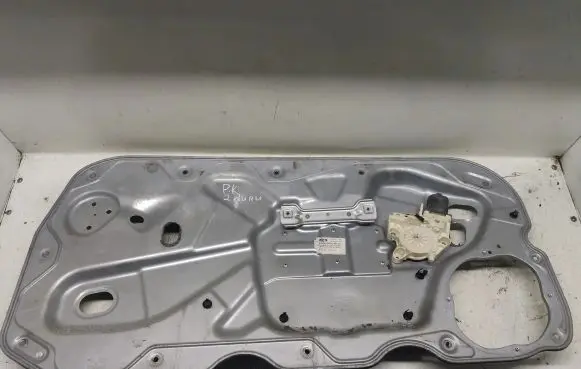 Ford Focus Front door window regulator with motor 
