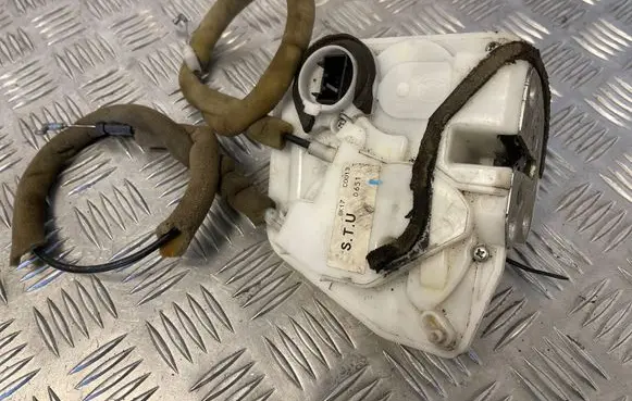 Mazda 2 Rear door lock 8K17C0013