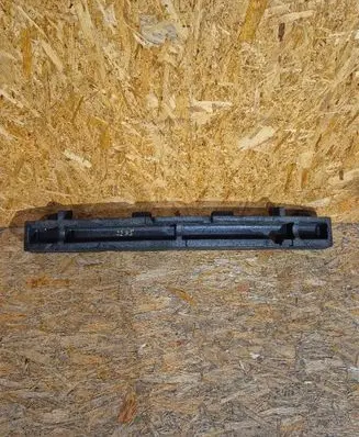 Nissan Qashqai Front bumper foam support bar 