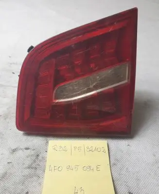 Audi A6 S6 C6 4F Tailgate rear/tail lights 4F5945094E
